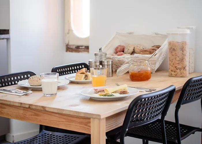 The Indy House - & Bed & Breakfast