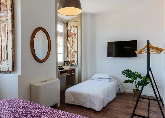 The Indy House - & Bed & Breakfast Lisboa