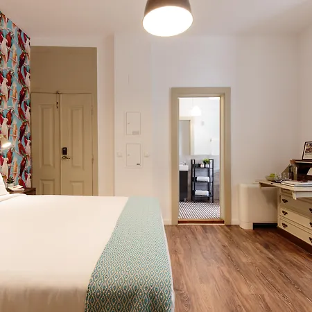 The Indy House - & 3*