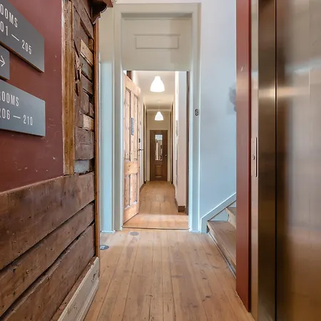 The Indy House - & Bed and Breakfast